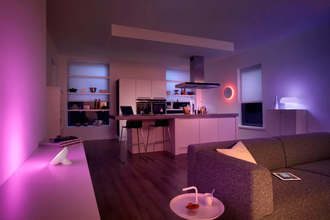 Đèn Philips Hue tự biến đổi